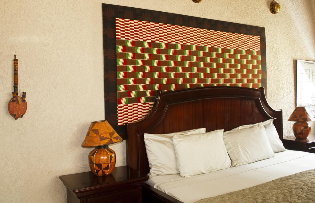 Four Villages Inn Kumasi Kültér fotó