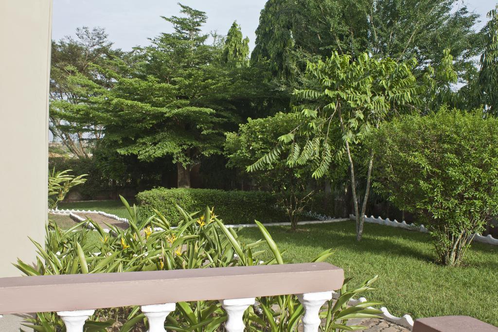 Four Villages Inn Kumasi Kültér fotó